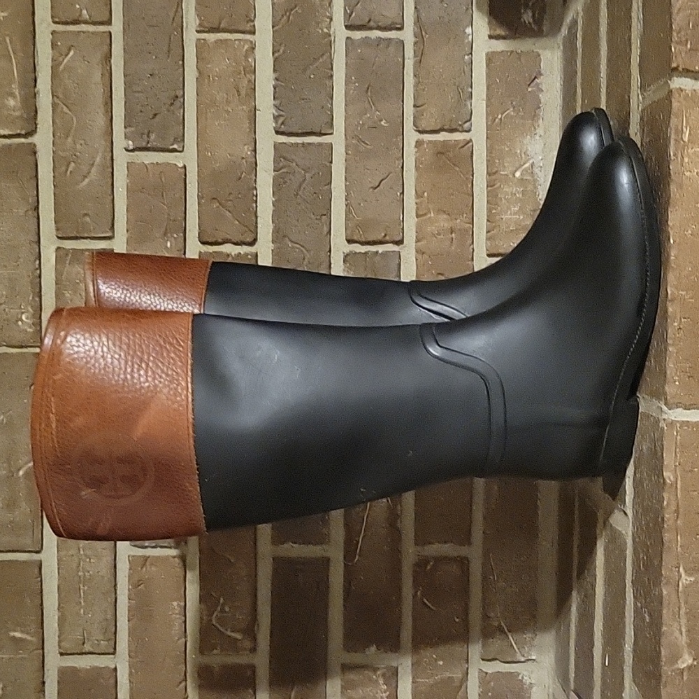 Tory Burch Women's Diana Rainboots Black And Brown Size 8